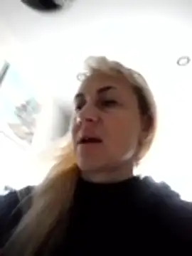 Snapshot of KissMiSveet chatting on 11-09-25, 07:50 KissMiSveet online show from 11-09-25, 07:50