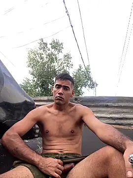 Snapshot of Emabracamonte95 chatting on 03-14-26, 09:42 Emabracamonte95 online show from 03-14-26, 09:42