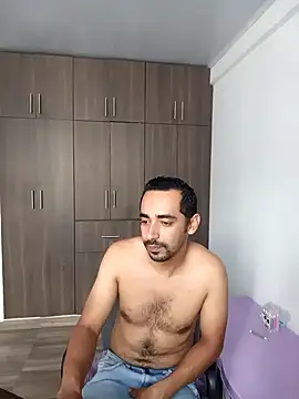 Snapshot of stivenlujan69 chatting on 10-29-25, 02:08 stivenlujan69 online show from 10-29-25, 02:08