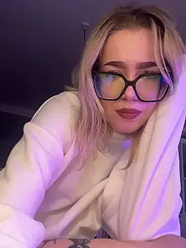 Snapshot of marnemzavar444 chatting on 03-14-26, 12:39 marnemzavar444 online show from 03-14-26, 12:39