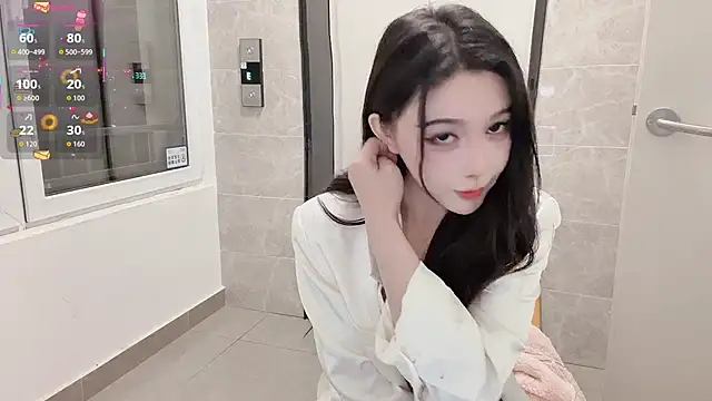 za-02605 online show from 10-22-25, 03:12