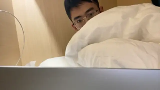 Snapshot of cily chatting on 12-21-25, 03:13 cily online show from 12-21-25, 03:13