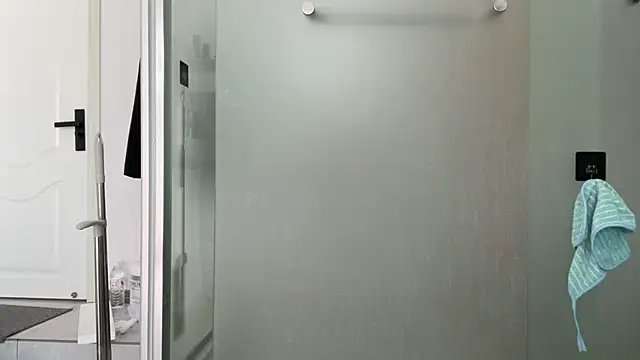 Snapshot of cily chatting on 01-11-26, 05:12 cily online show from 01-11-26, 05:12