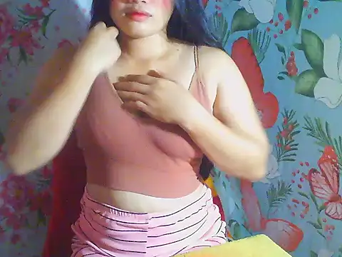 Snapshot of Katie_Winslet chatting on 01-17-26, 12:04 Katie Winslet online show from 01-17-26, 12:04