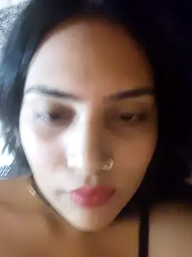 Snapshot of Mahi_Love143 chatting on 10-18-25, 04:04 Mahi Love143 online show from 10-18-25, 04:04