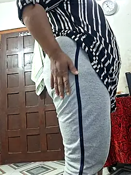 SIMIHOT online show from 01-08-26, 09:22