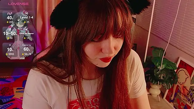 Moon  Bunny online show from 06-11-26, 12:32
