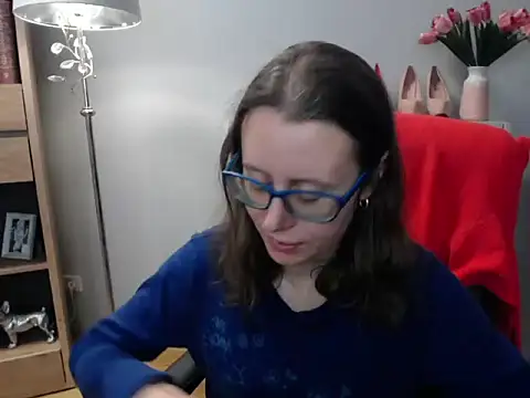 Snapshot of sweetxLizzy chatting on 12-17-25, 06:30 sweetxLizzy online show from 12-17-25, 06:30