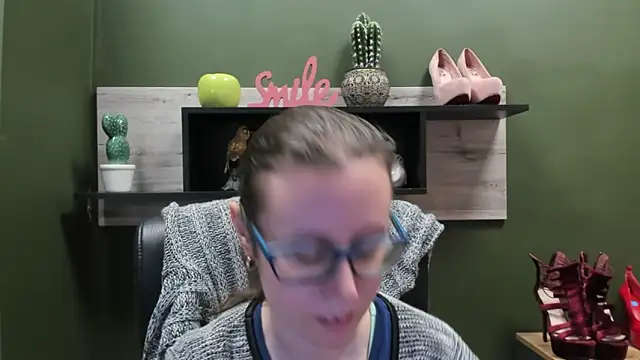 Snapshot of sweetxLizzy chatting on 02-05-26, 07:35 sweetxLizzy online show from 02-05-26, 07:35