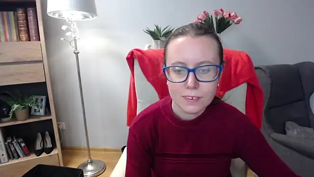 Snapshot of sweetxLizzy chatting on 02-24-26, 05:27 sweetxLizzy online show from 02-24-26, 05:27