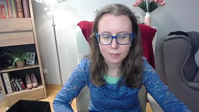 Snapshot of sweetxLizzy chatting on 03-13-26, 05:47 sweetxLizzy online show from 03-13-26, 05:47