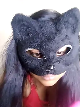 Snapshot of Slllll_Couple00 chatting on 02-14-26, 09:28 Slllll Couple00 online show from 02-14-26, 09:28