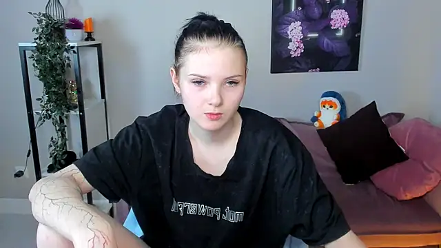 Leila xxBaby online show from 11-22-25, 06:51