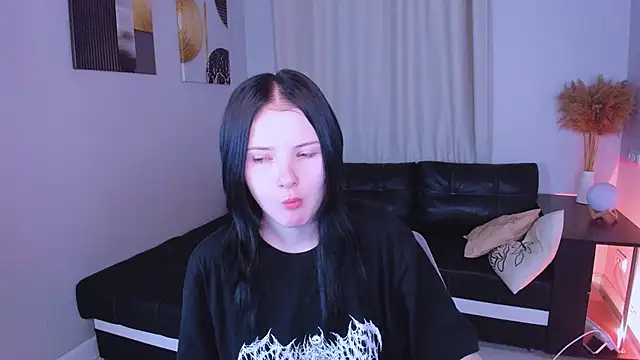 Leila xxBaby online show from 11-28-25, 01:25