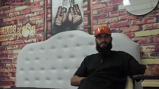 Snapshot of Damian_Shakur chatting on 11-29-25, 12:19 Damian Shakur online show from 11-29-25, 12:19