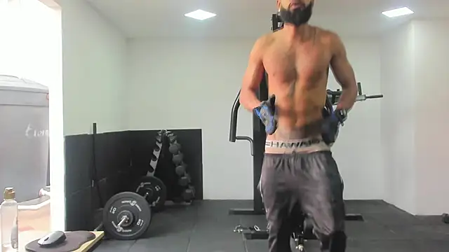 Snapshot of Damian_Shakur chatting on 12-20-25, 12:23 Damian Shakur online show from 12-20-25, 12:23