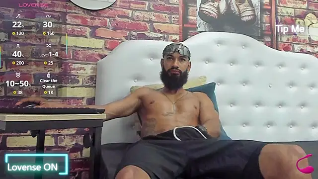 Snapshot of Damian_Shakur chatting on 01-17-26, 12:32 Damian Shakur online show from 01-17-26, 12:32