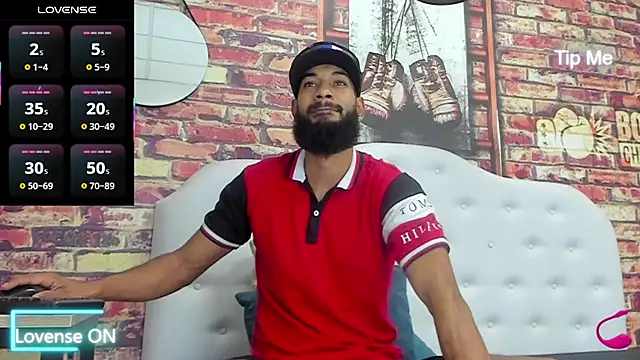 Snapshot of Damian_Shakur chatting on 02-05-26, 12:21 Damian Shakur online show from 02-05-26, 12:21