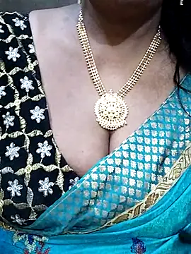 Snapshot of shobini chatting on 10-12-25, 01:54 shobini online show from 10-12-25, 01:54