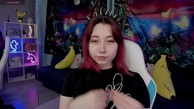 ClaraParks online show from 03-11-26, 07:09