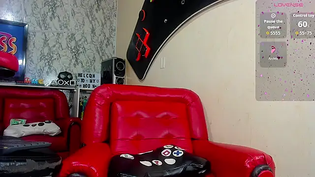 Dahlia Moss online show from 10-24-25, 03:14