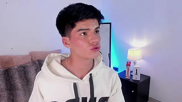 Dulcey  online show from 09-22-25, 06:04