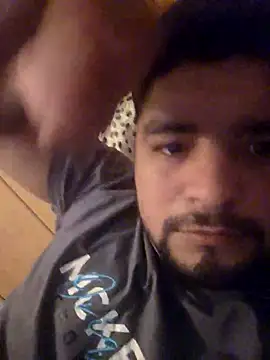 UntidyGuar online show from 11-04-25, 10:42