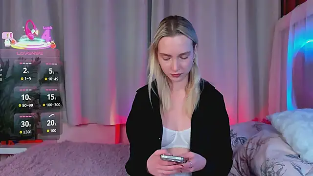 EllaBloom online show from 02-25-26, 02:48