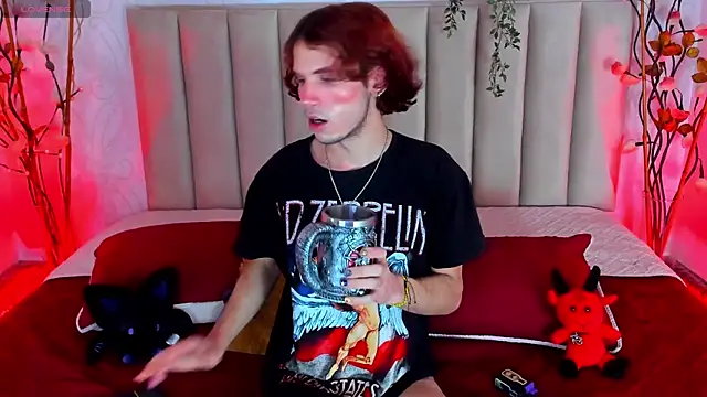 Snapshot of danny_rios20 chatting on 02-13-26, 02:24 danny rios20 online show from 02-13-26, 02:24