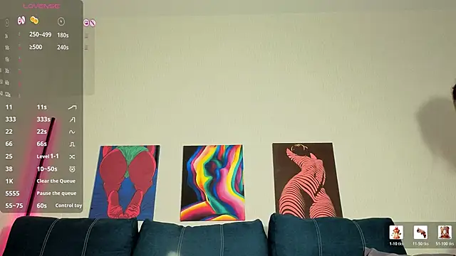 TrixiBell online show from 04-22-26, 04:04