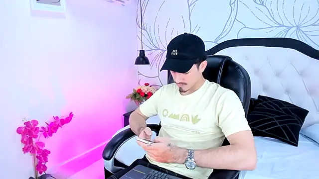 Jim twink online show from 02-24-26, 07:45