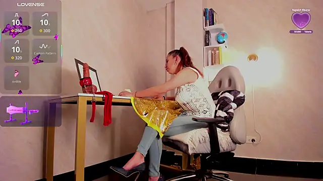 Snapshot of VidiaStons chatting on 10-30-25, 08:09 VidiaStons online show from 10-30-25, 08:09