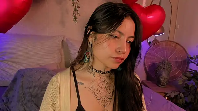 Snapshot of anne_dh chatting on 02-15-26, 09:33 anne dh online show from 02-15-26, 09:33