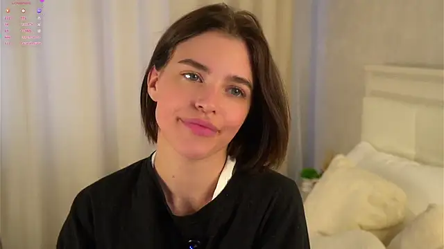 EleneButton online show from 04-25-26, 01:08