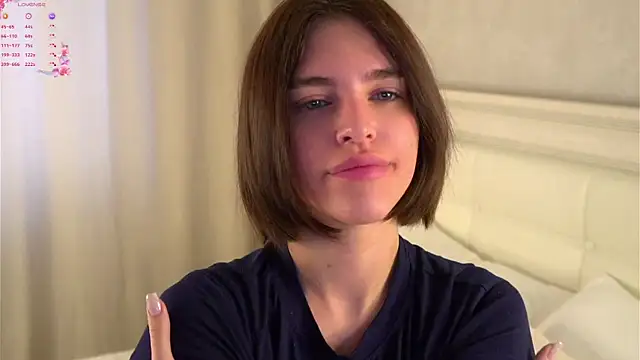 EleneButton online show from 04-28-26, 01:15