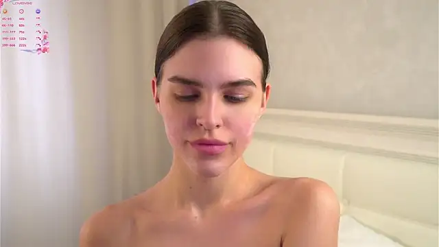 EleneButton online show from 04-30-26, 03:35