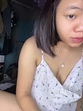 Snapshot of NinaChu chatting on 09-17-25, 03:35 NinaChu online show from 09-17-25, 03:35