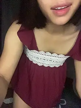 Snapshot of NinaChu chatting on 09-26-25, 04:11 NinaChu online show from 09-26-25, 04:11