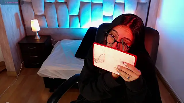 Bonnali lune online show from 02-15-26, 12:58