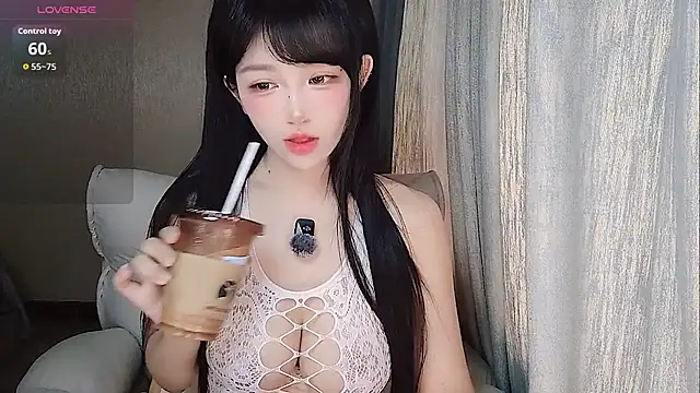 Coco--01 online show from 07-31-26, 01:49