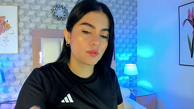 Snapshot of Sasha__sims__ chatting on 12-03-25, 11:30 Sasha sims online show from 12-03-25, 11:30