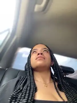 JuanitaMore01 online show from 12-03-25, 07:56