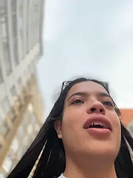 JuanitaMore01 online show from 06-17-26, 10:43