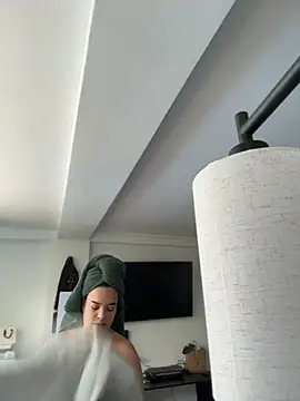 JuanitaMore01 online show from 07-21-26, 03:03