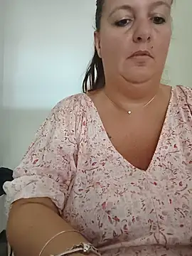 LaReginaNera online show from 06-24-26, 09:41