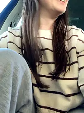 Snapshot of liloush__ chatting on 01-15-26, 12:10 liloush online show from 01-15-26, 12:10