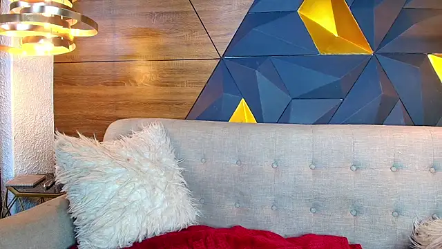 Snapshot of ly_lulu chatting on 12-17-25, 07:09 ly lulu online show from 12-17-25, 07:09