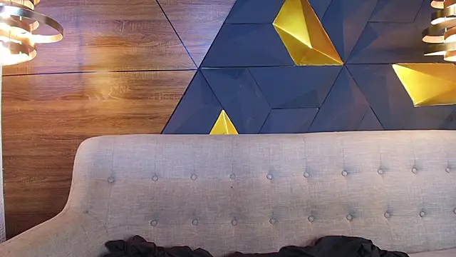 ly lulu online show from 06-09-26, 10:49