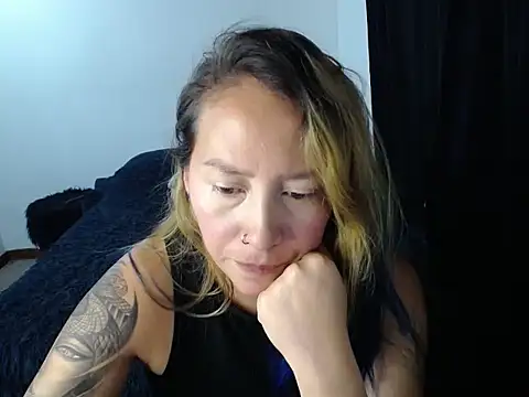 Snapshot of nath_92 chatting on 10-29-25, 03:42 nath 92 online show from 10-29-25, 03:42