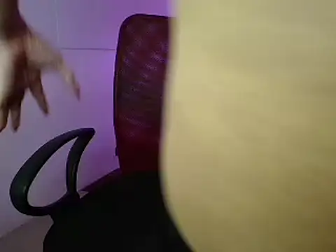 Snapshot of PUSSYCOCK_DOLL chatting on 02-21-26, 12:44 PUSSYCOCK DOLL online show from 02-21-26, 12:44